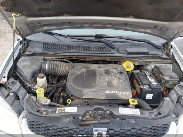 2C4RDGCG1ER262135 Dodge Grand Caravan Sxt