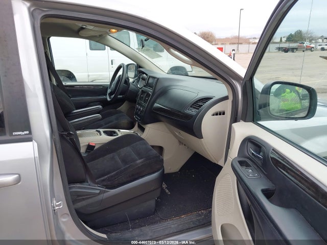 2C4RDGCG1ER262135 Dodge Grand Caravan Sxt