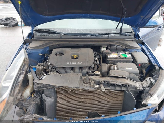 5NPD84LF1JH394825 Hyundai Elantra Value Edition