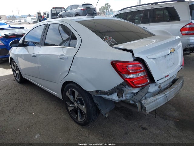 Chevrolet Sonic Premier Auto 2018 1G1JF5SB7J4105569 Image 3