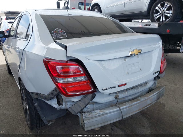 Chevrolet Sonic Premier Auto 2018 1G1JF5SB7J4105569 Image 22
