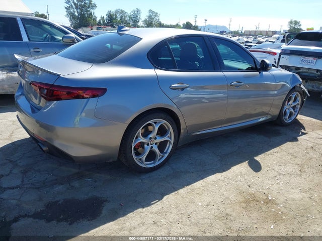 ZARFANBN6K7612328 Alfa Romeo Giulia Ti Sport Awd