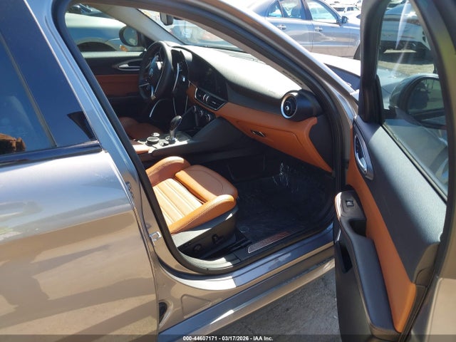 ZARFANBN6K7612328 Alfa Romeo Giulia Ti Sport Awd