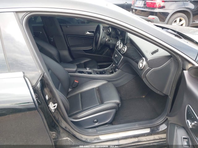 WDDSJ4GB0JN595253 Mercedes-Benz CLA 250 4MATIC