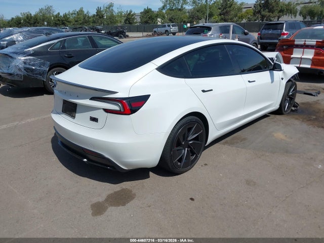 2025 TESLA MODEL 3 5YJ3E1ET7SF084815 Photo 3
