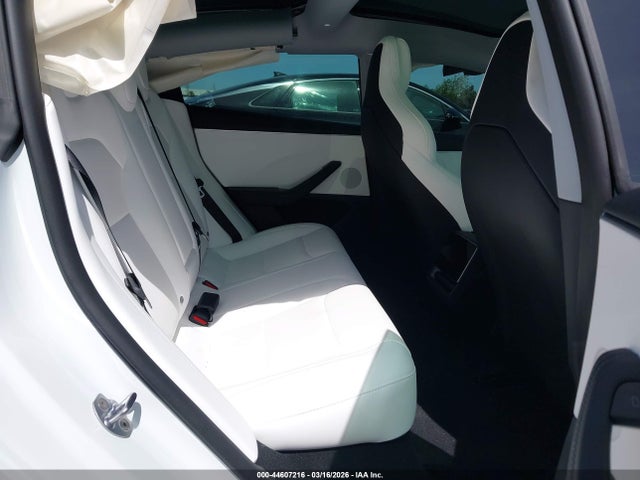 2025 TESLA MODEL 3 5YJ3E1ET7SF084815 Photo 7