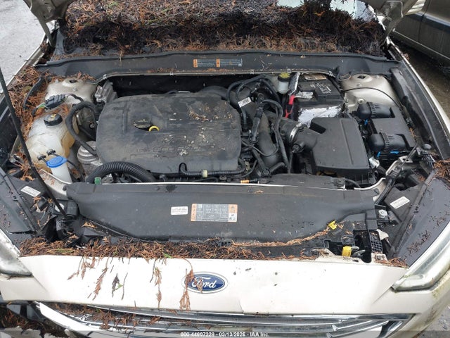 3FA6P0HD8JR145453 Ford FUSION SE