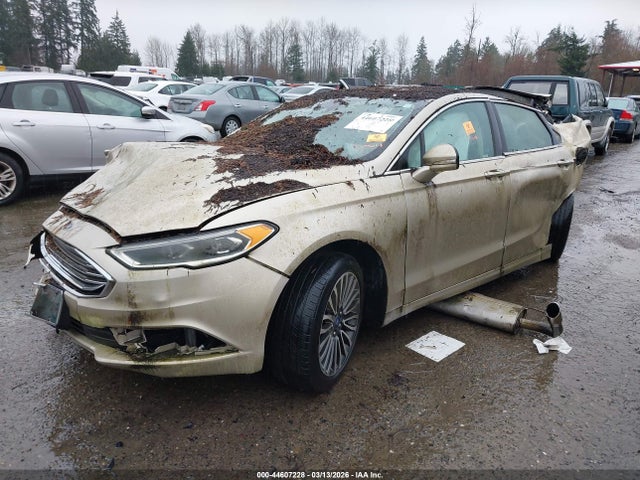 3FA6P0HD8JR145453 Ford FUSION SE