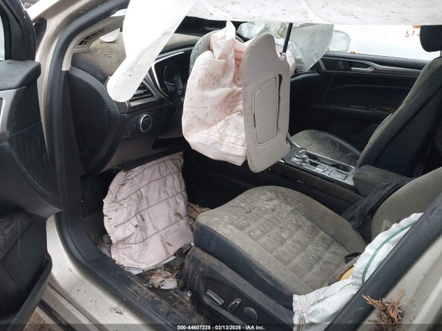 3FA6P0HD8JR145453 Ford FUSION SE