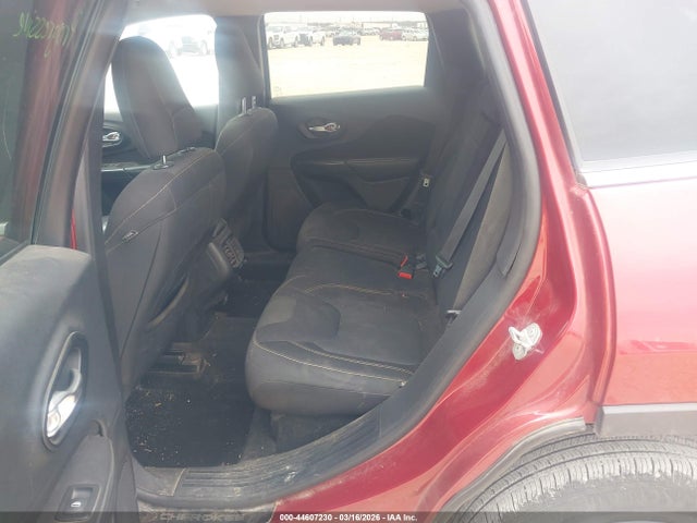 Продаж на аукціоні авто 2015 Jeep Cherokee Latitude, vin: 1C4PJLCB8FW572501, номер лоту: 44607230