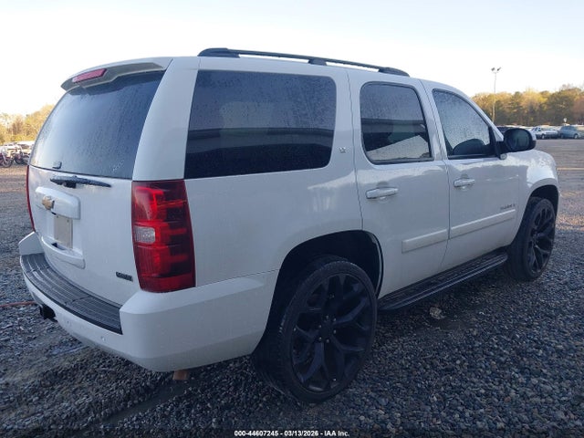 2008 CHEVROLET TAHOE 1GNFC13028R188568 Photo 3