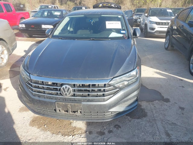 3VWN57BU2KM046569 Volkswagen Jetta 1.4t S