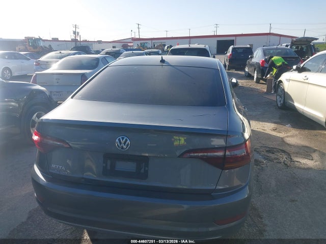 3VWN57BU2KM046569 Volkswagen Jetta 1.4t S