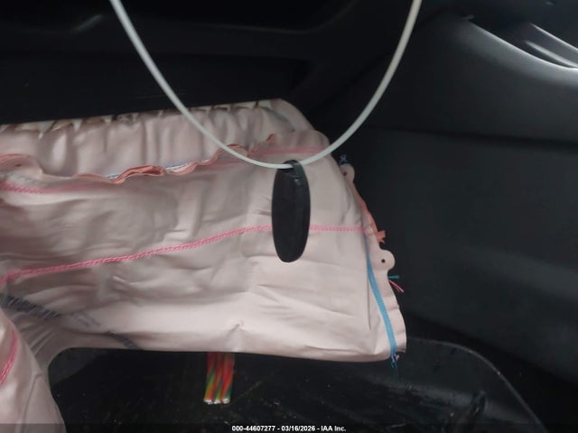 44607277 :رقم المزاد ، 3N1AB8CV5NY225311 vin ، 2022 Nissan Sentra Sv Xtronic Cvt مزاد بيع