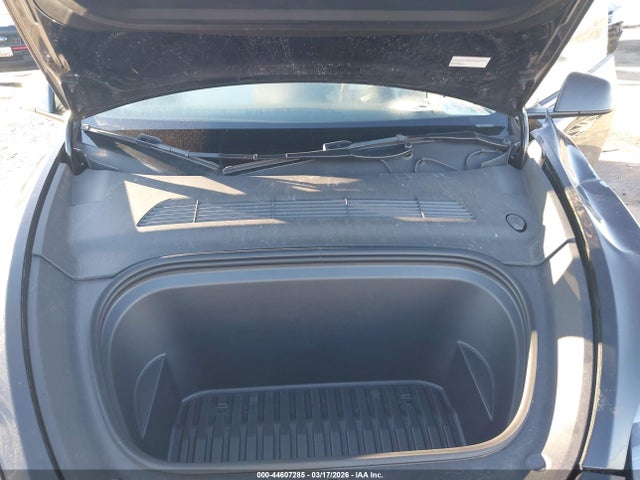 7SAYGDEE5RA311111 Tesla Model Y Long Range Dual Motor All-wheel Drive