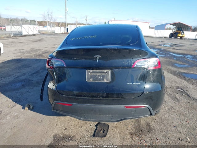 7SAYGDEE5RA311111 Tesla Model Y Long Range Dual Motor All-wheel Drive
