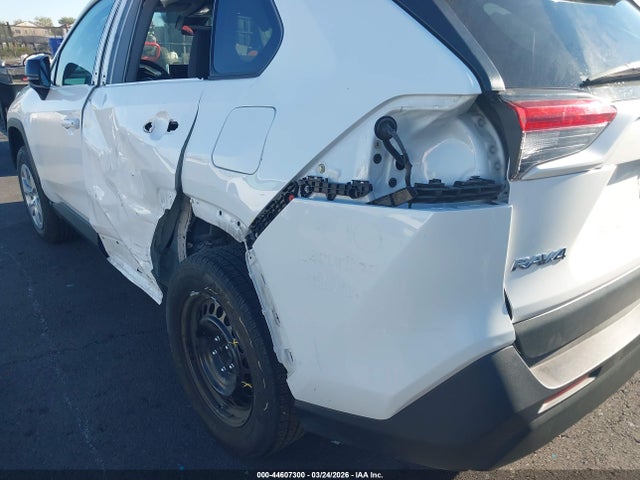 Toyota RAV4 LE 2024 2T3H1RFV4RC257101 Image 13