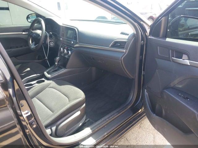Hyundai ELANTRA SE 2019 KMHD74LFXKU782593 Image 5