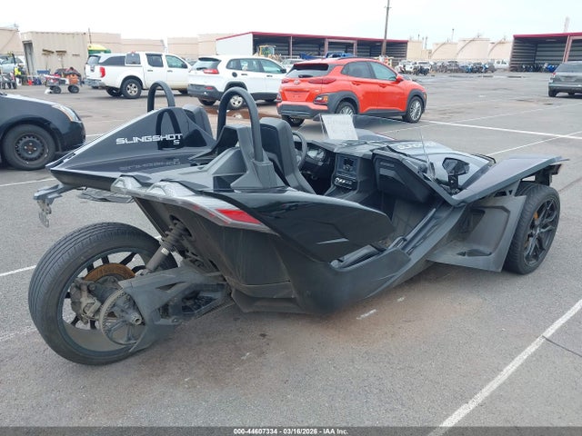 44607334 :رقم المزاد ، 57XAATHD6P8156265 vin ، 2023 Polaris Slingshot مزاد بيع