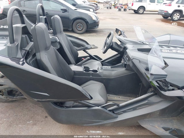 44607334 :رقم المزاد ، 57XAATHD6P8156265 vin ، 2023 Polaris Slingshot مزاد بيع