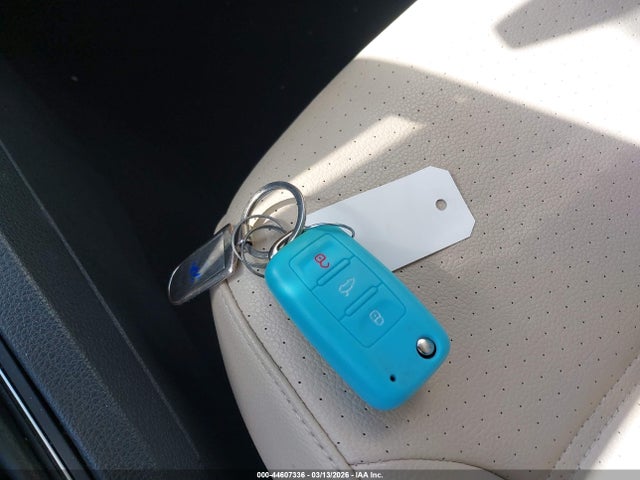 44607336 :رقم المزاد ، 3VWDB7AJ6HM245869 vin ، 2017 Volkswagen Jetta 1.4t Se مزاد بيع