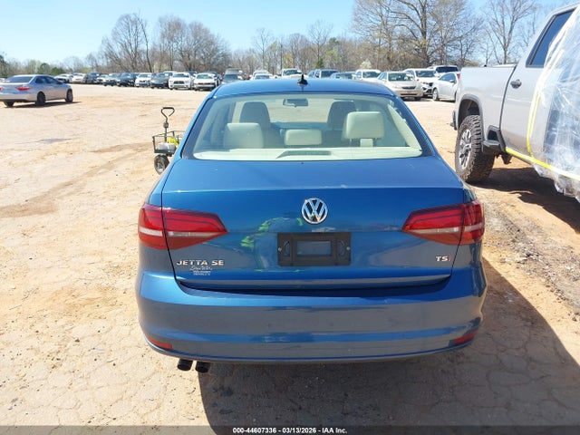 44607336 :رقم المزاد ، 3VWDB7AJ6HM245869 vin ، 2017 Volkswagen Jetta 1.4t Se مزاد بيع