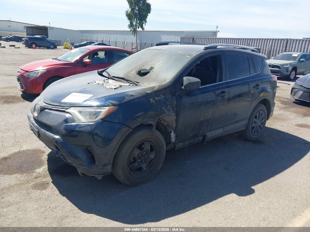 2T3ZFREV0HW374260 Toyota RAV4 LE