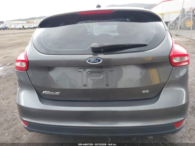Ford FOCUS SE 2015 1FADP3K21FL342129 Image 16