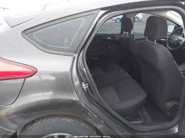 Ford FOCUS SE 2015 1FADP3K21FL342129 Image 8