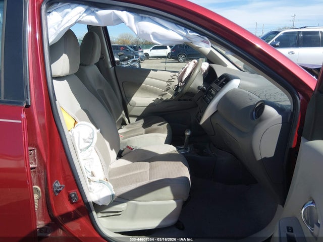 3N1CN7AP7GL847309 Nissan Versa 1.6 Sv