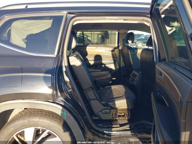 44607358 :رقم المزاد ، 1V2HR2CA6RC538429 vin ، 2024 Volkswagen Atlas 2.0t Se W/technology مزاد بيع
