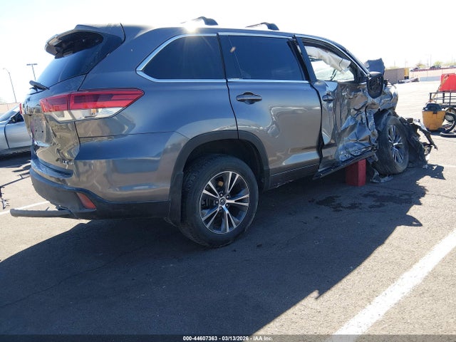 5TDBZRFH9JS808667 Toyota Highlander Le Plus