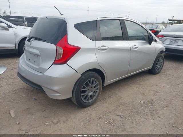 2018 NISSAN VERSA NOTE 3N1CE2CP0JL353235 Photo 3