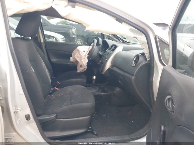 2018 NISSAN VERSA NOTE 3N1CE2CP0JL353235 Photo 4