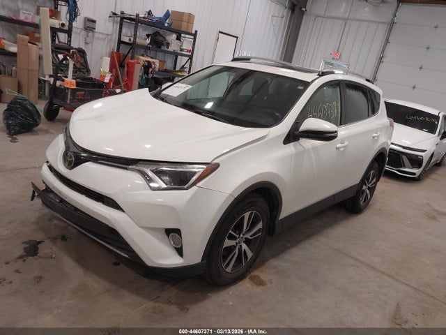 Продаж на аукціоні авто 2017 Toyota Rav4 Xle, vin: JTMRFREV5HJ118677, номер лоту: 44607371