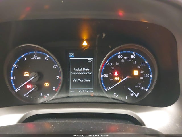 Продаж на аукціоні авто 2017 Toyota Rav4 Xle, vin: JTMRFREV5HJ118677, номер лоту: 44607371