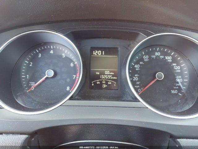 3VW2K7AJ6FM311826 Volkswagen Jetta 2.0l S