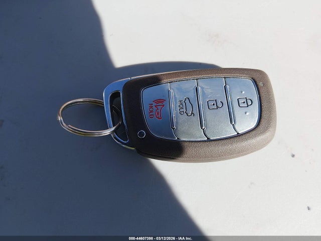 Продажа на аукционе авто 2016 Hyundai Elantra Value Edition, vin: 5NPDH4AE0GH766190, номер лота: 44607398
