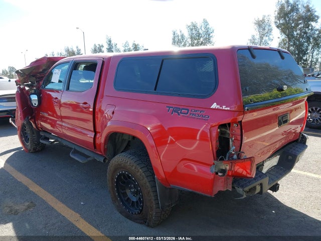 44607412 :رقم المزاد ، 3TMAZ5CN4JM076057 vin ، 2018 Toyota Tacoma Sr5 V6 مزاد بيع