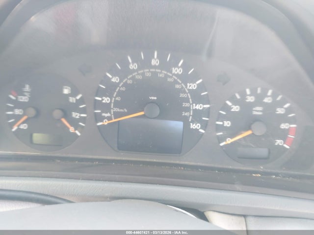 44607421 :رقم المزاد ، WDBLJ65G1YF119136 vin ، 2000 Mercedes-benz Clk 320 مزاد بيع
