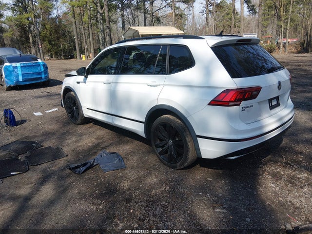 2021 VOLKSWAGEN TIGUAN 3VV2B7AX7MM123919 Photo 2