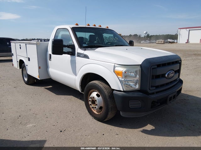 Ford F-350 Chassis Xl 2015 1FDRF3G60FED30813 Image 1