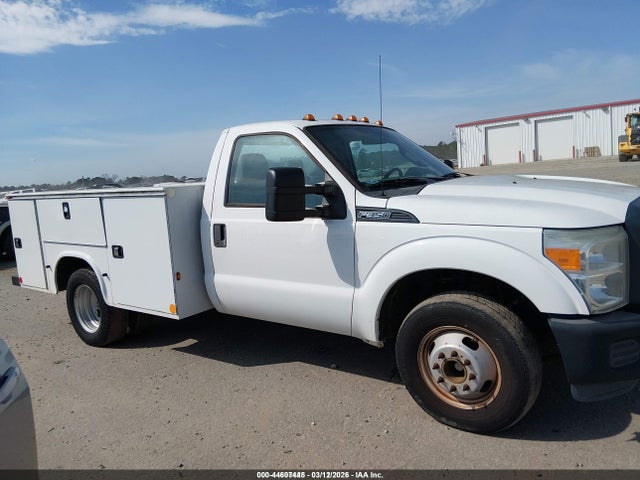 Ford F-350 Chassis Xl 2015 1FDRF3G60FED30813 Image 13