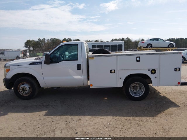 Ford F-350 Chassis Xl 2015 1FDRF3G60FED30813 Image 14