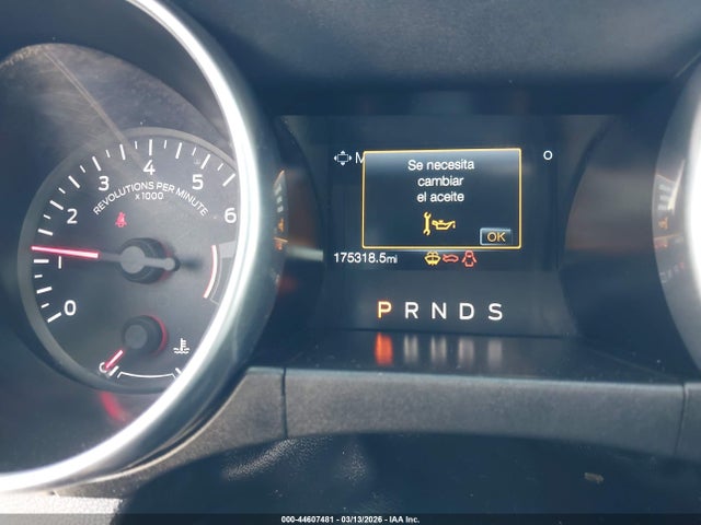 Ford Mustang Ecoboost Premium 2019 1FATP8UH0K5171186 Image 16
