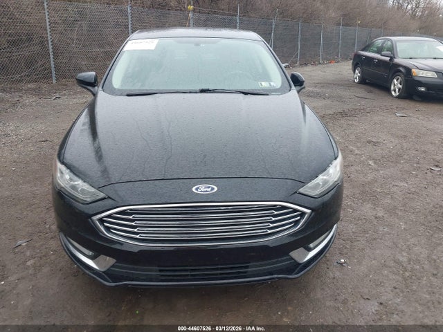 3FA6P0HD9HR153586 Ford FUSION SE