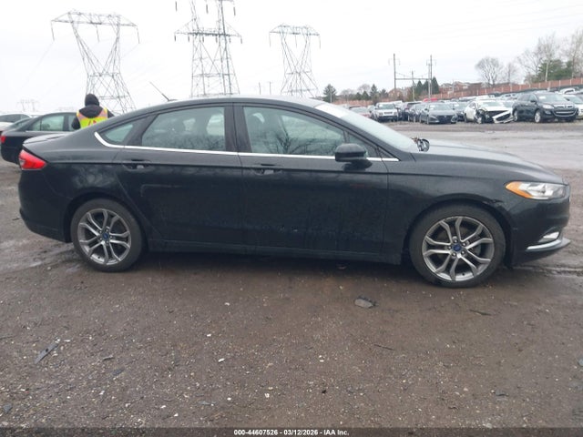 3FA6P0HD9HR153586 Ford FUSION SE