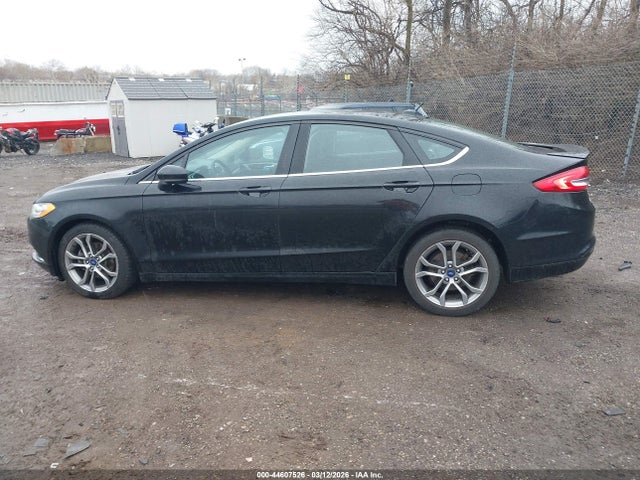 3FA6P0HD9HR153586 Ford FUSION SE