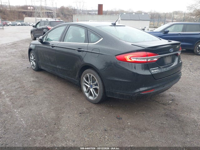 3FA6P0HD9HR153586 Ford FUSION SE