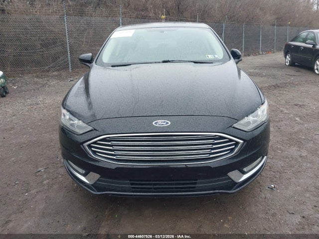 3FA6P0HD9HR153586 Ford FUSION SE